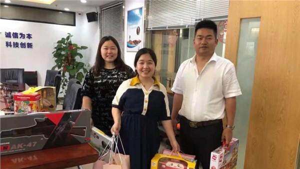 温暖六一|唯赛科技为员工子女送上儿童节礼物